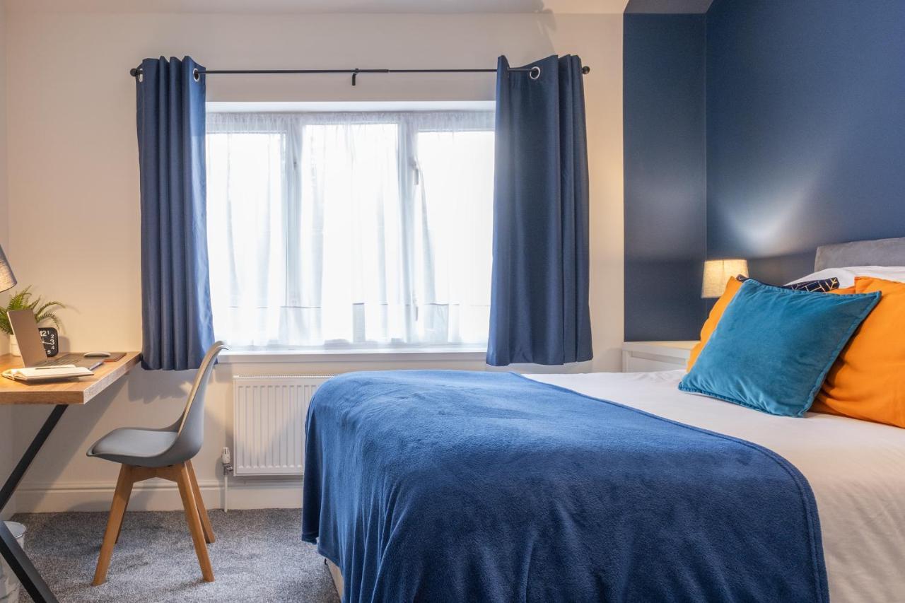 Hazel House Leilighet West Bromwich Eksteriør bilde