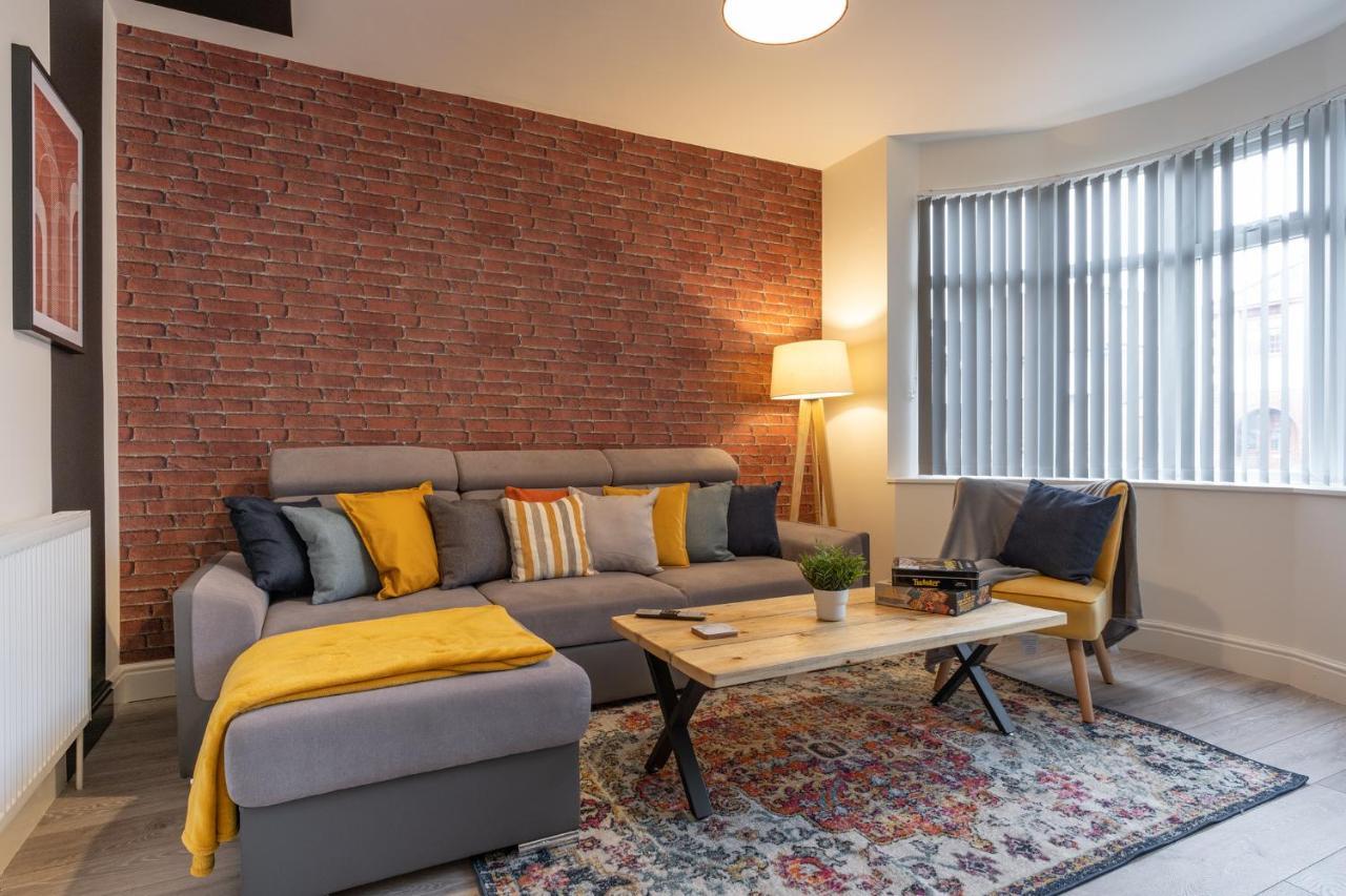 Hazel House Leilighet West Bromwich Eksteriør bilde