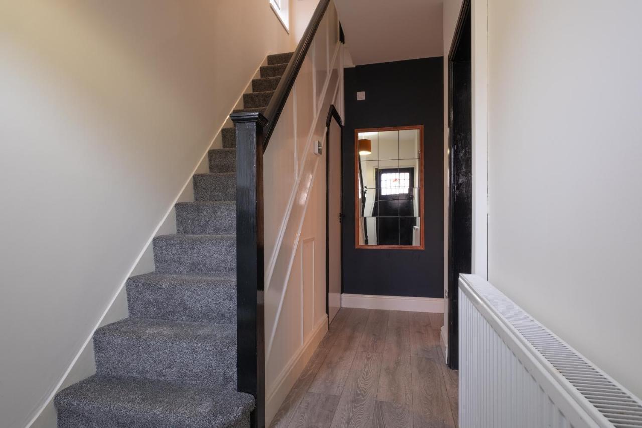 Hazel House Leilighet West Bromwich Eksteriør bilde